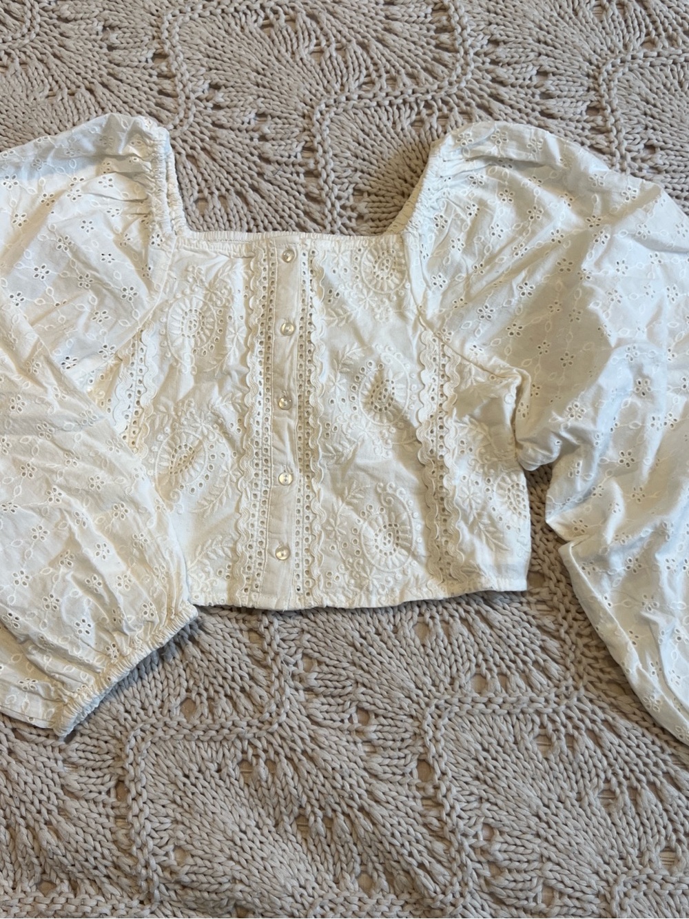 White Eyelet Puff-Sleeve Cropped Blouse